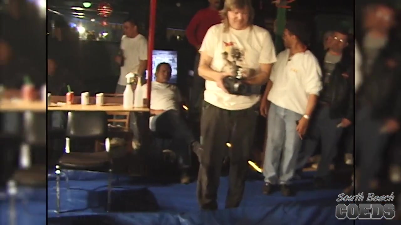 Hardcore Oil Wrestling from an Underground Club in Indiana - SouthBeachCoeds