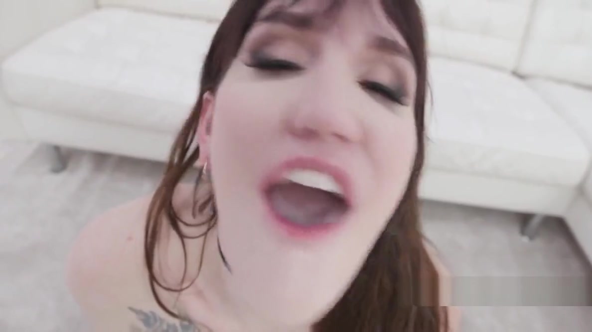Lenna Kelly is fucked, gets cum from 4 cocks and Swallows!