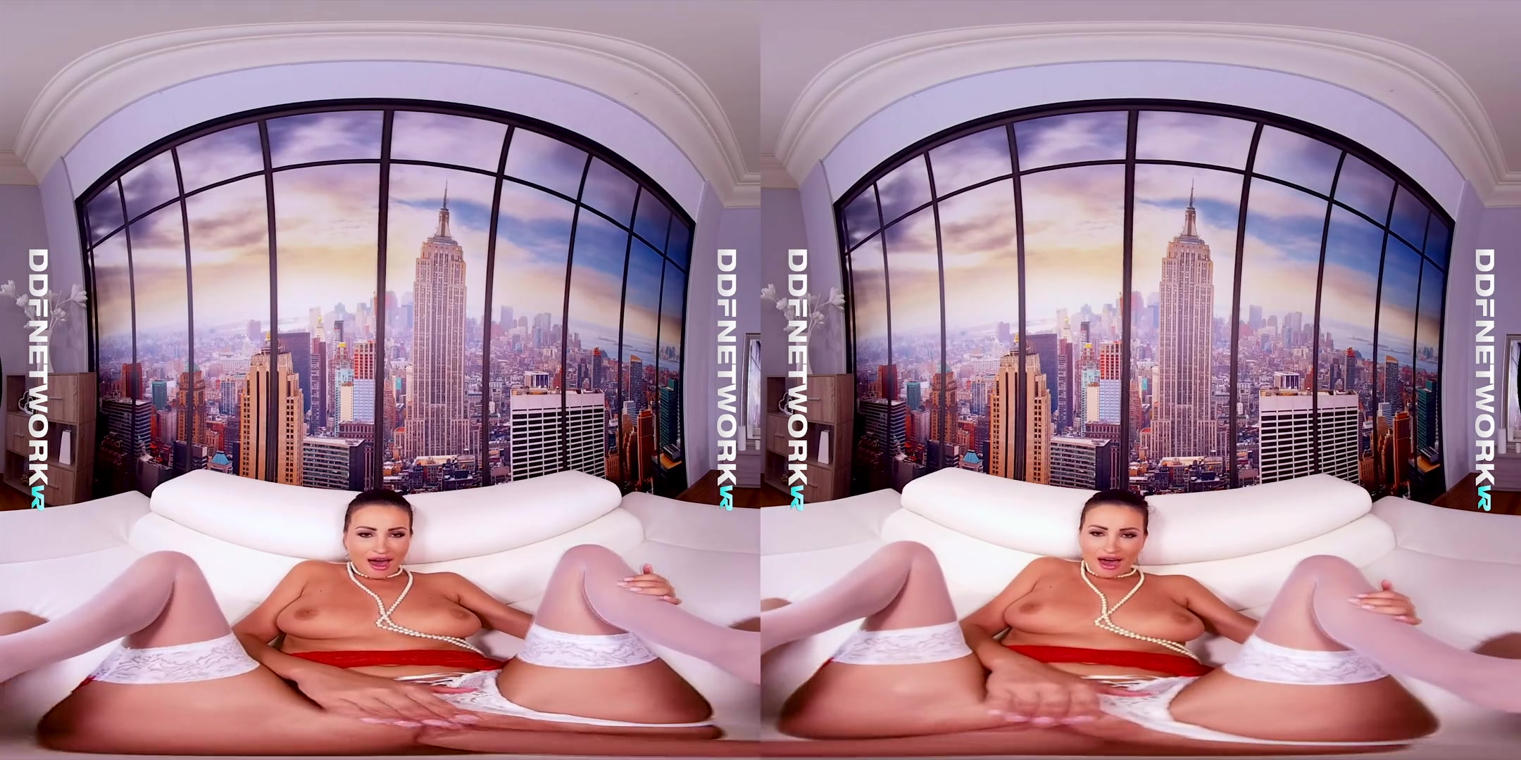 Alyssia Kent in The Temptress - DDFNetworkVR