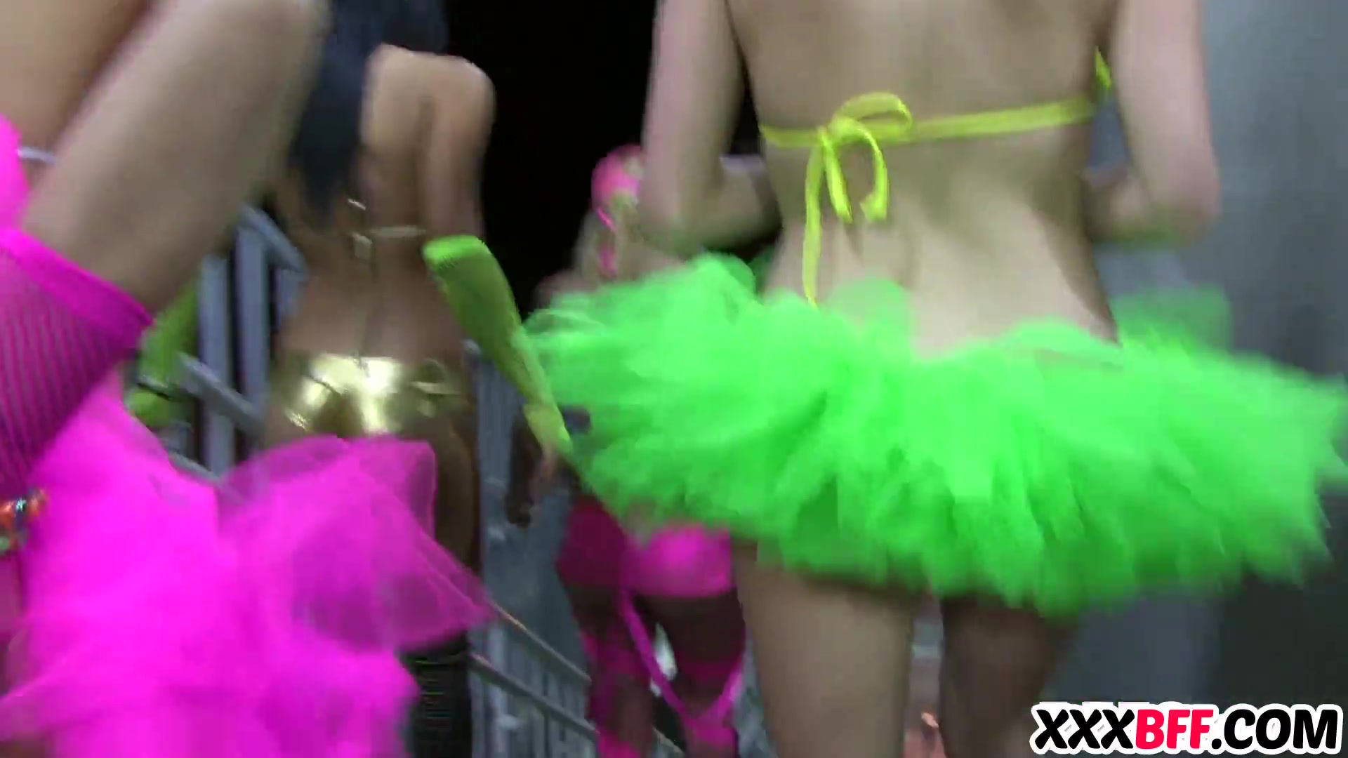 Sexy best friend orgy fun