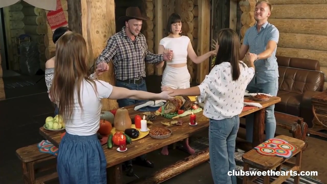 Thanksgiving Dinner Turns Into Fucking Fiesta By