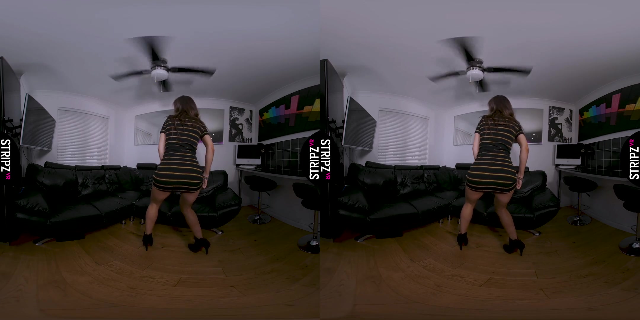 Jizzles in Devil - StripzVR