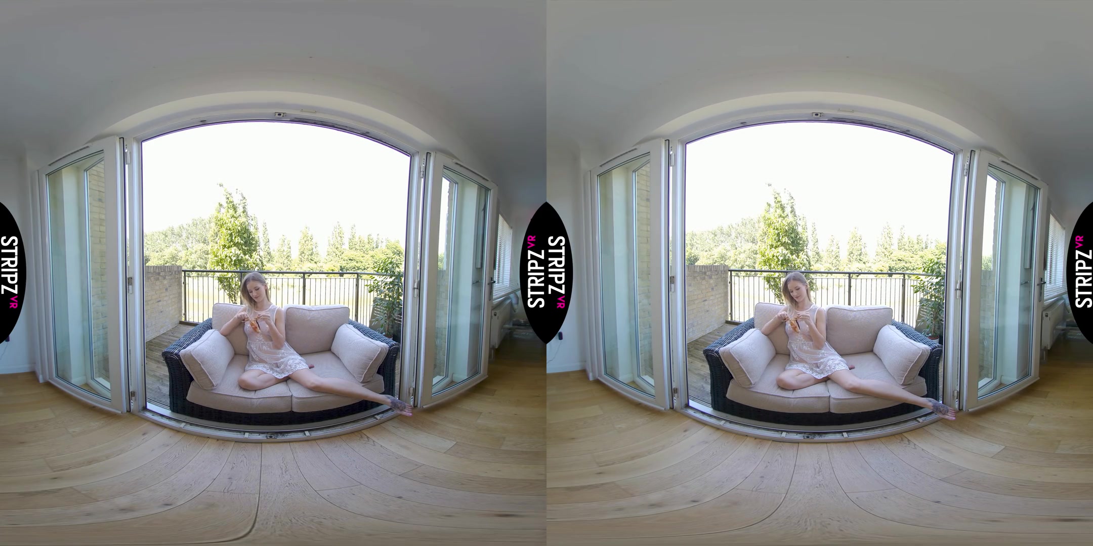 Suck Me! - Gorgeous Blonde Babe Solo Striptease in VR