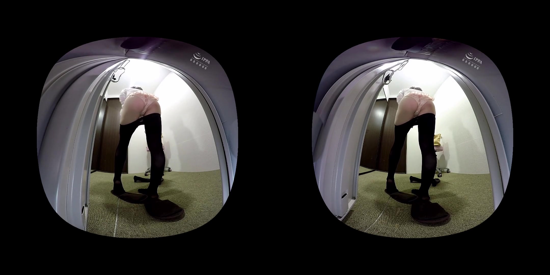Locker Room Peeping 2 - PetersPrimoVR