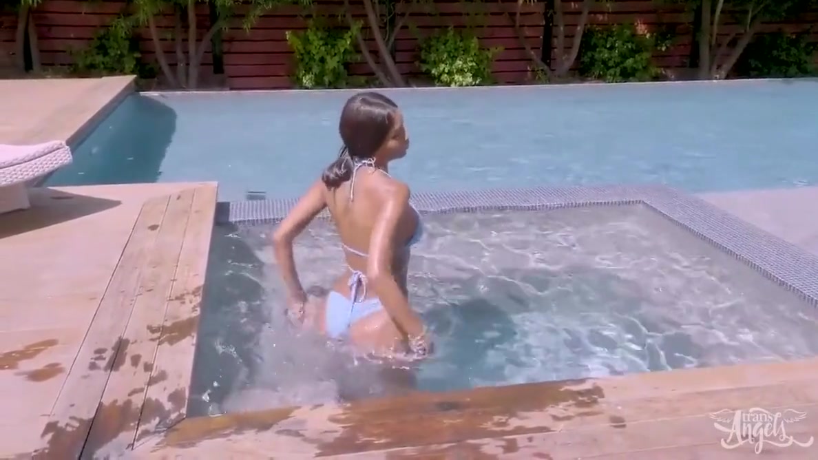 Trans Trophy Wife Loves Nothing More Than Sunning Her Body Beside Her Pool - Natassia Dreams And Angel S