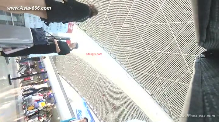 peeping chinese amateur upskirt.***