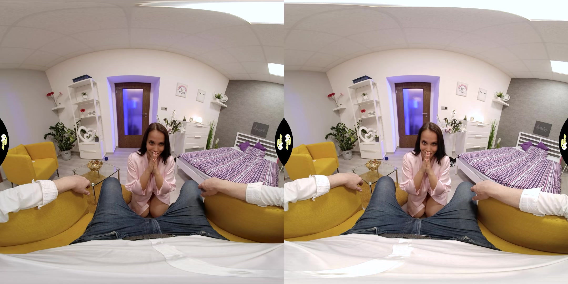 Naughty Girl - SqueezeVR