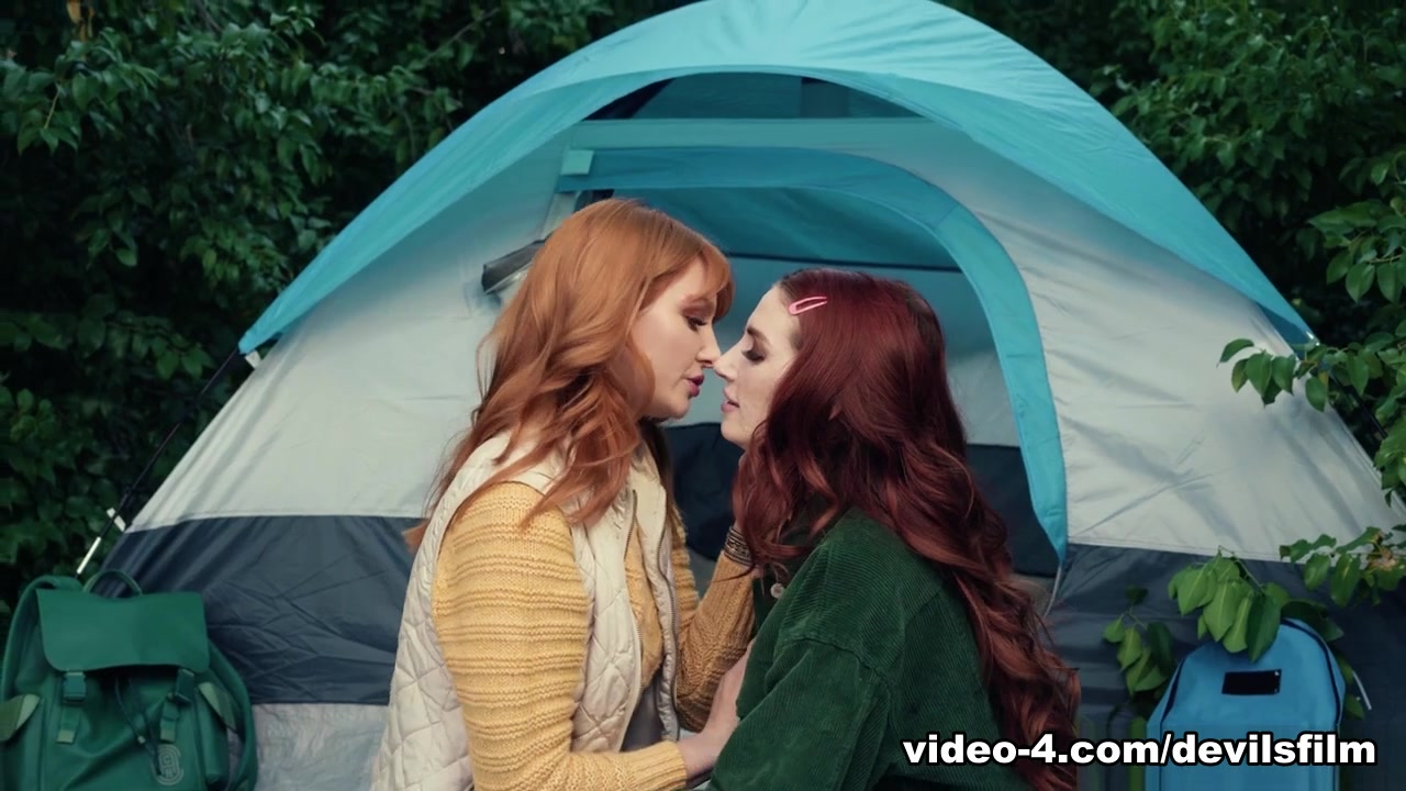 My Neighbor's A Lesbo!? - Aria Carson & Lacy Lennon