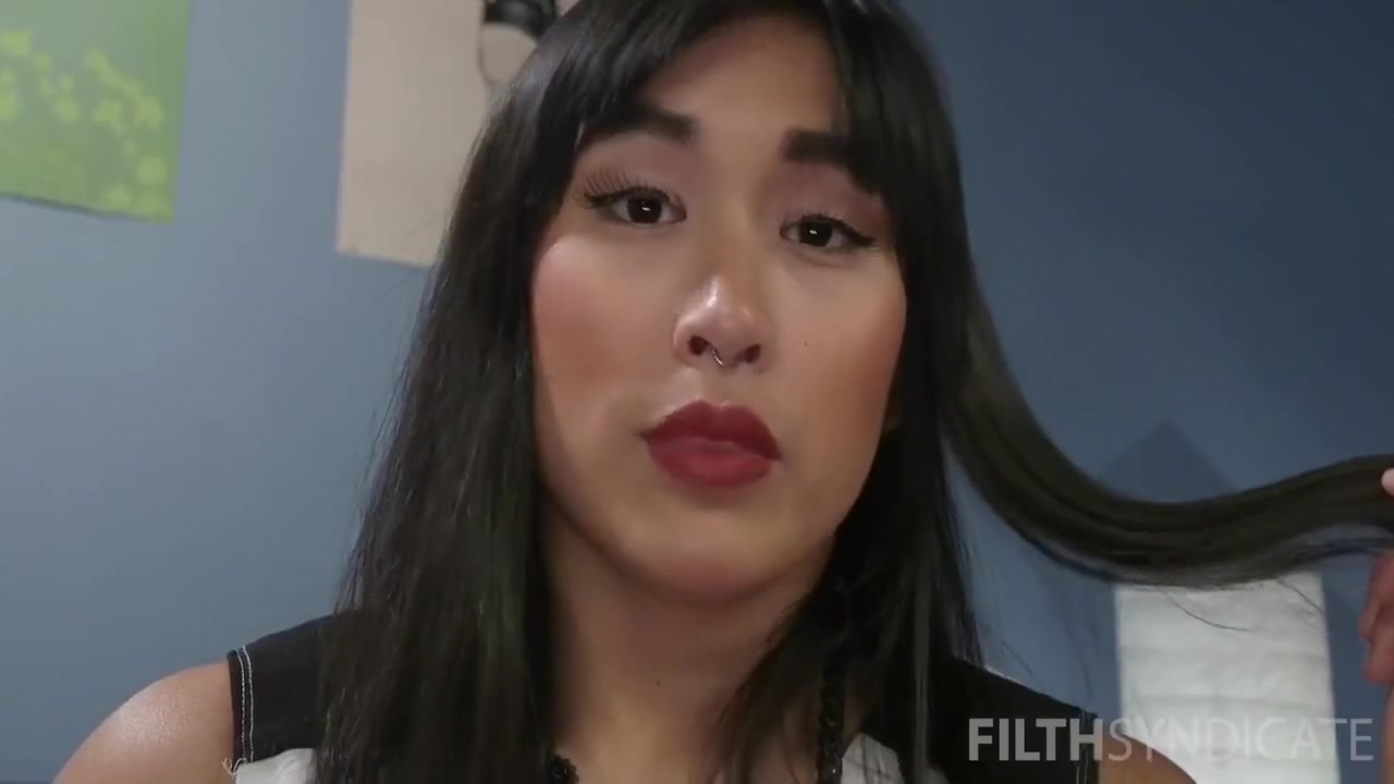 Little Mia And Mia Li In Orgasm Consultant Featuring