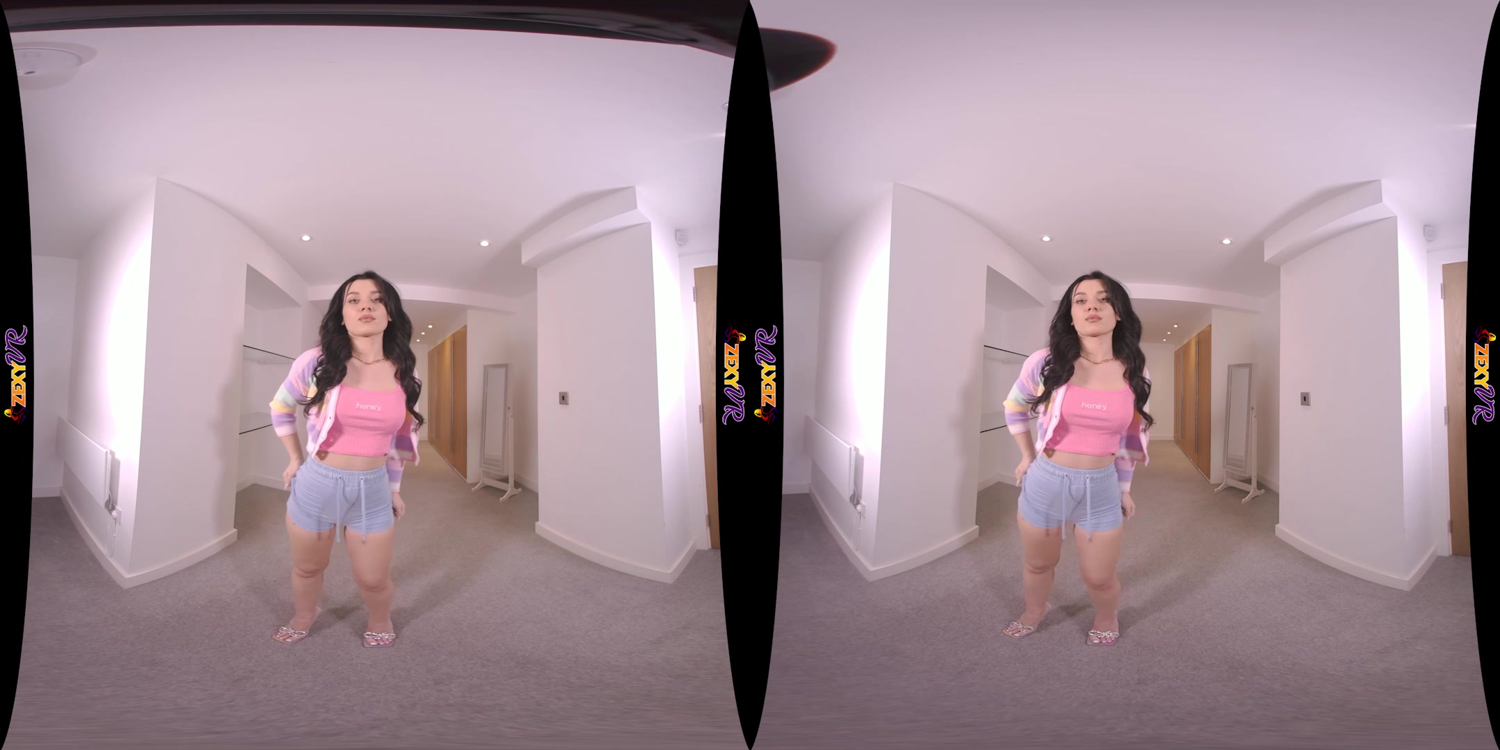 Love To Tease featuring Chelsea Essex - ZexyVR