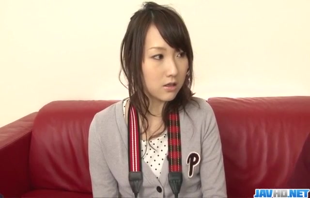 Shiori Uta craves for harsh stimulation to her cunt