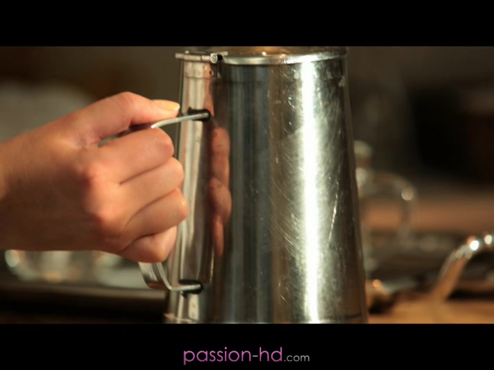 Passion-HD Video: Lionab