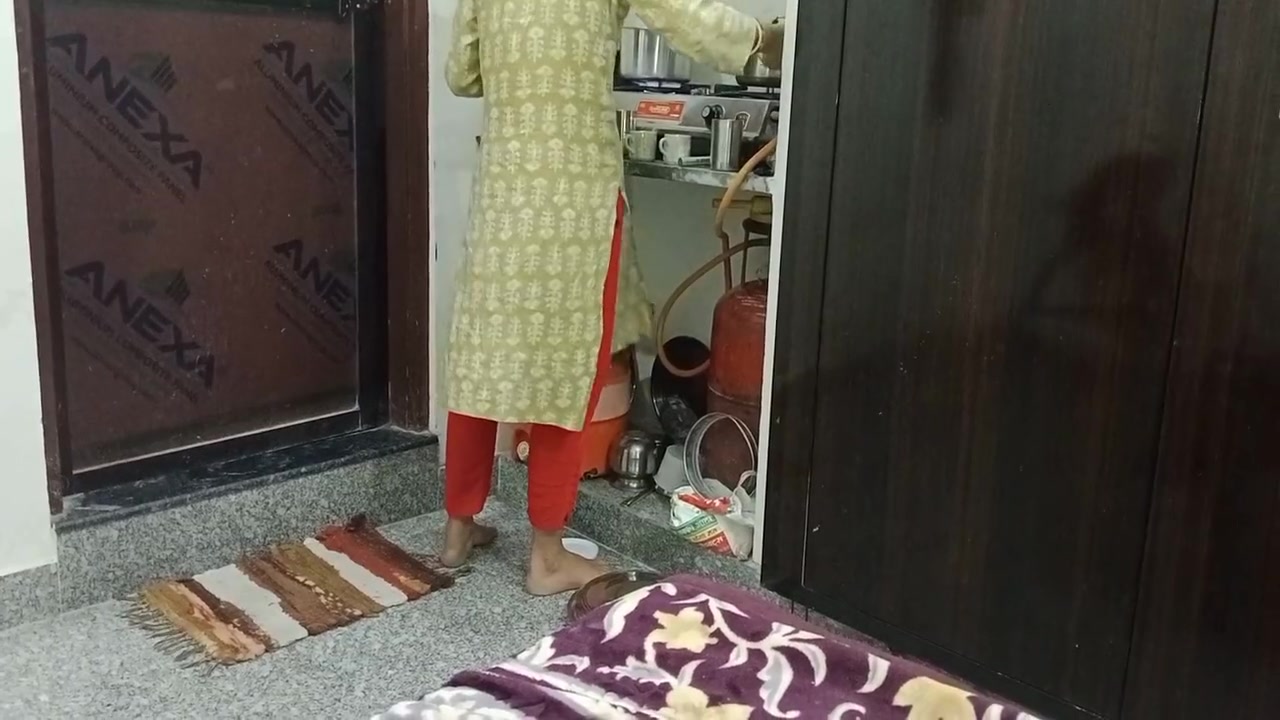 Mama Ki Ladki Ko Jabadasti Choda