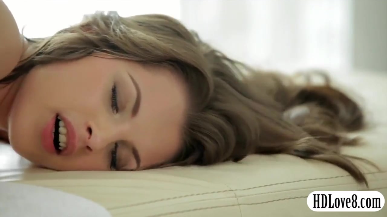 Pretty teen 18+ Liona Sucks Off And Pounded Good By Hard Di
