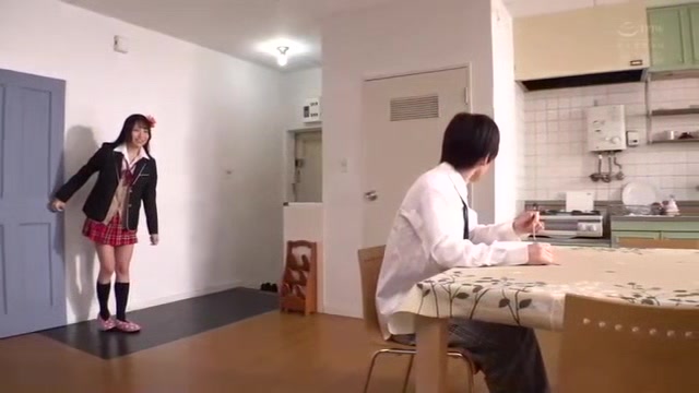 08964,A woman who is fucked and writhes in agony