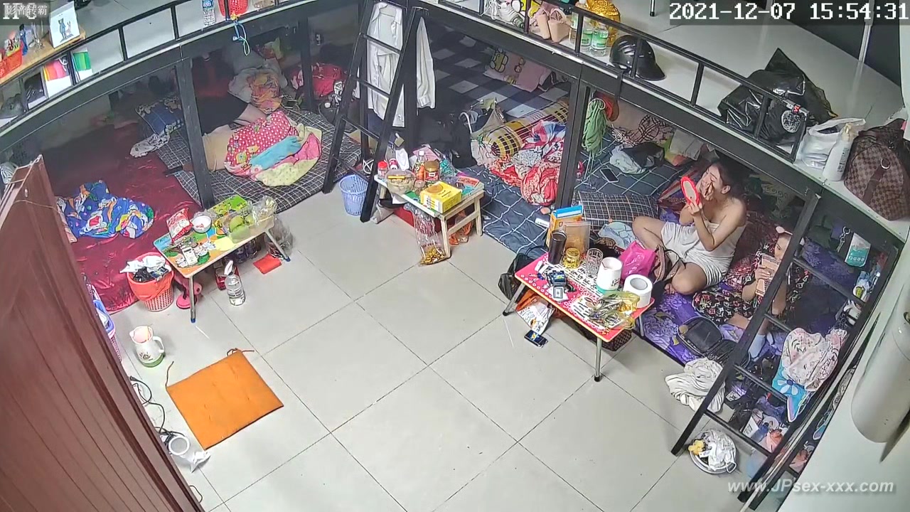 chinese girls dormitory.4