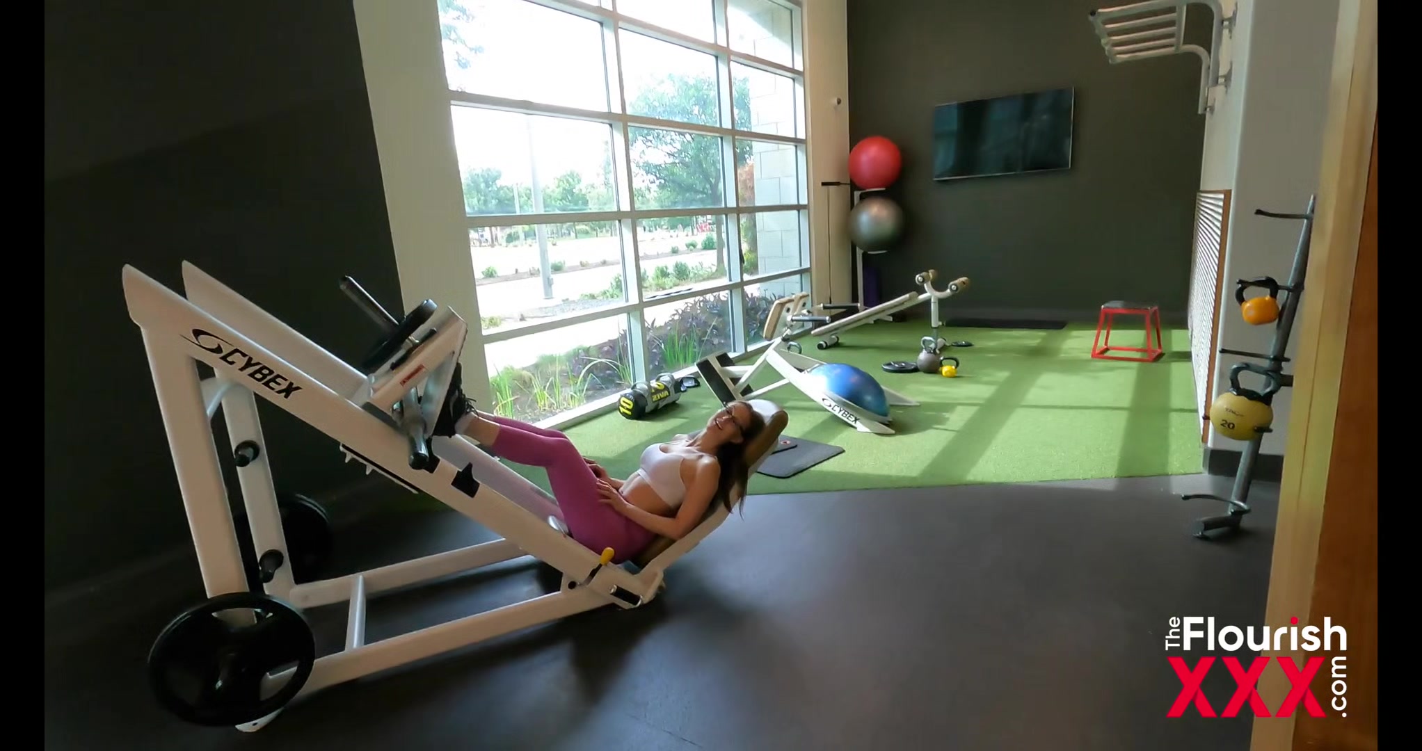 Ophelia Kaan gets picked up at Gym then fucked