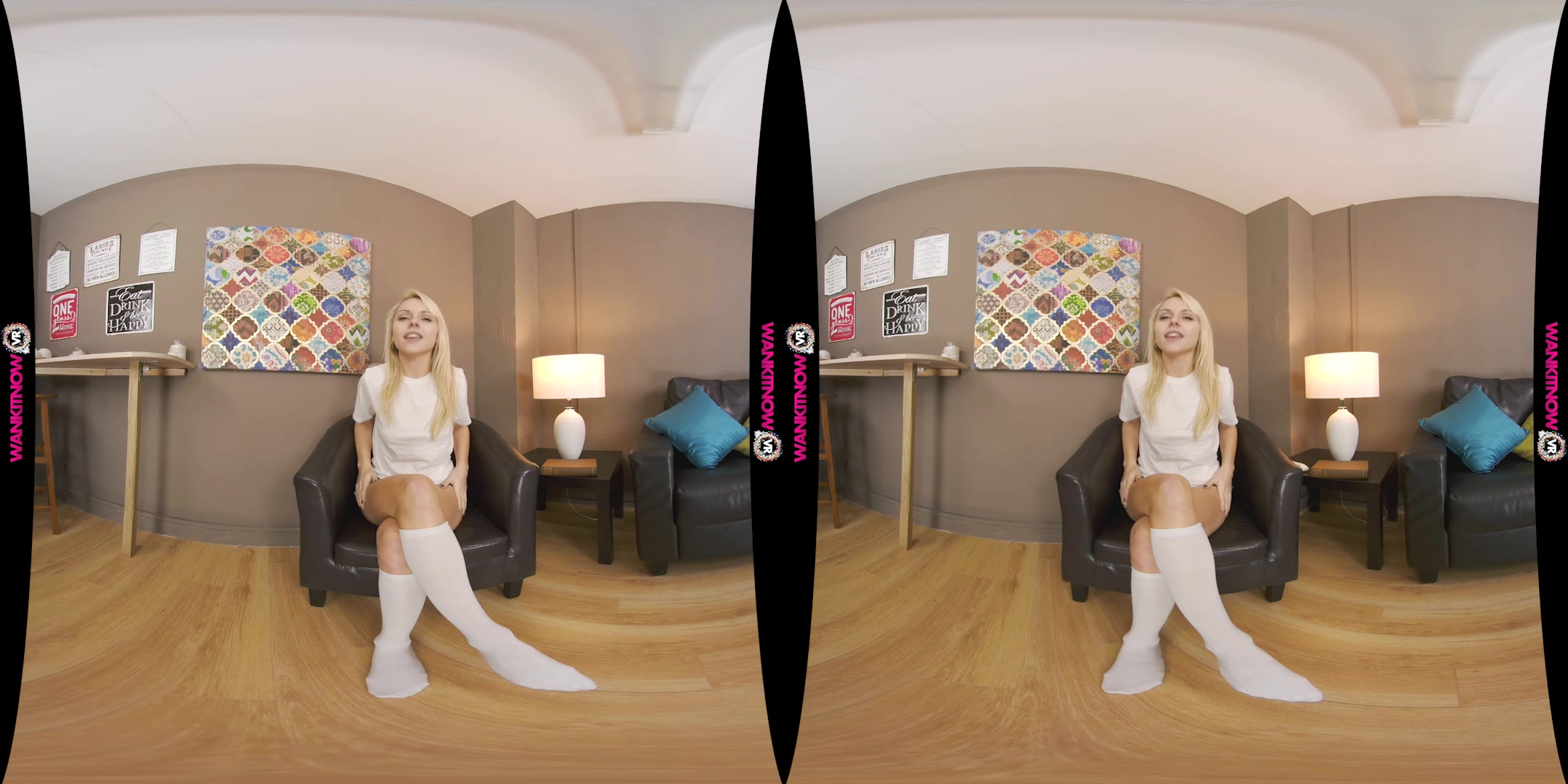 Red Light Green Light featuring Chloe Toy - WankitNowVR