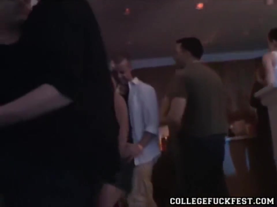 Slutty Coed Gives Head At Frat Party
