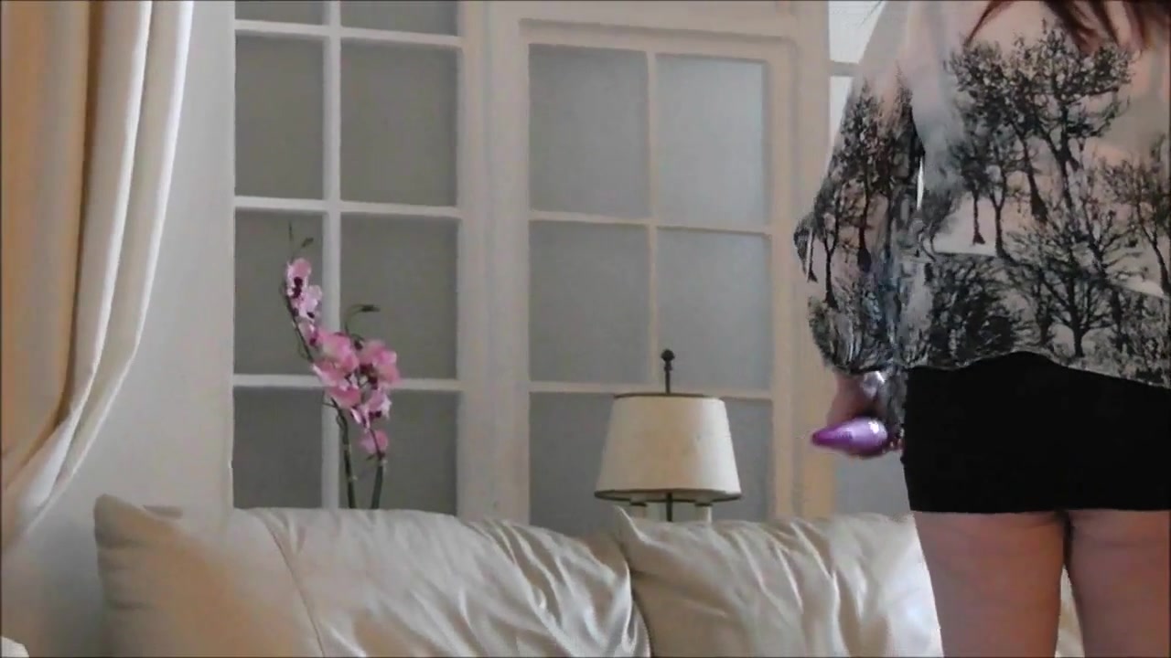 Playing With My Pink Wet Pussy - JuiceyJaney