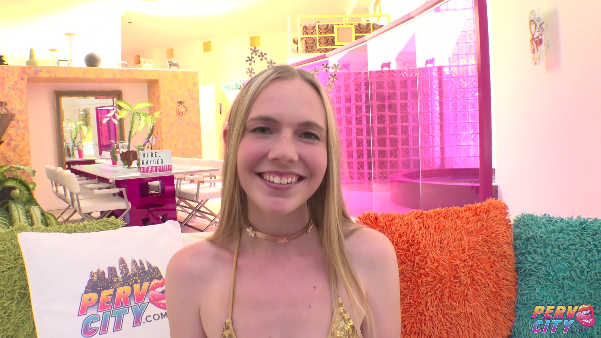 Naughty teen 18+ Kitty Cums