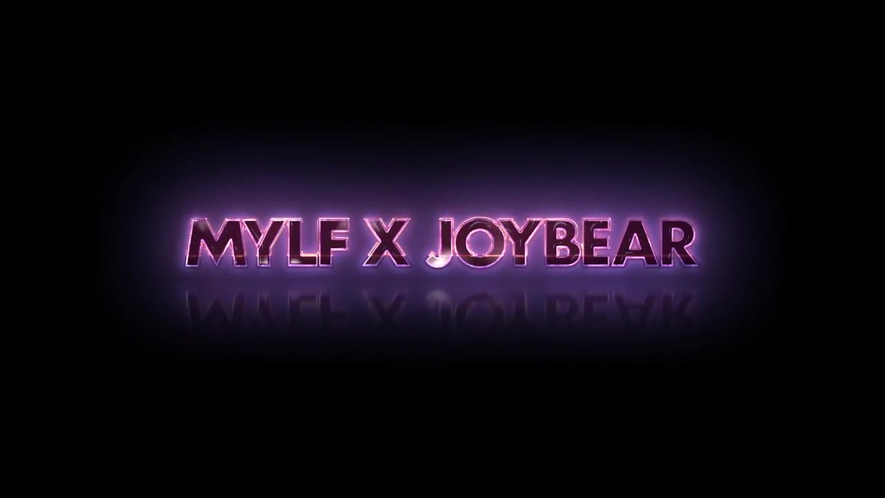 Julias Secret Audience - MYLF