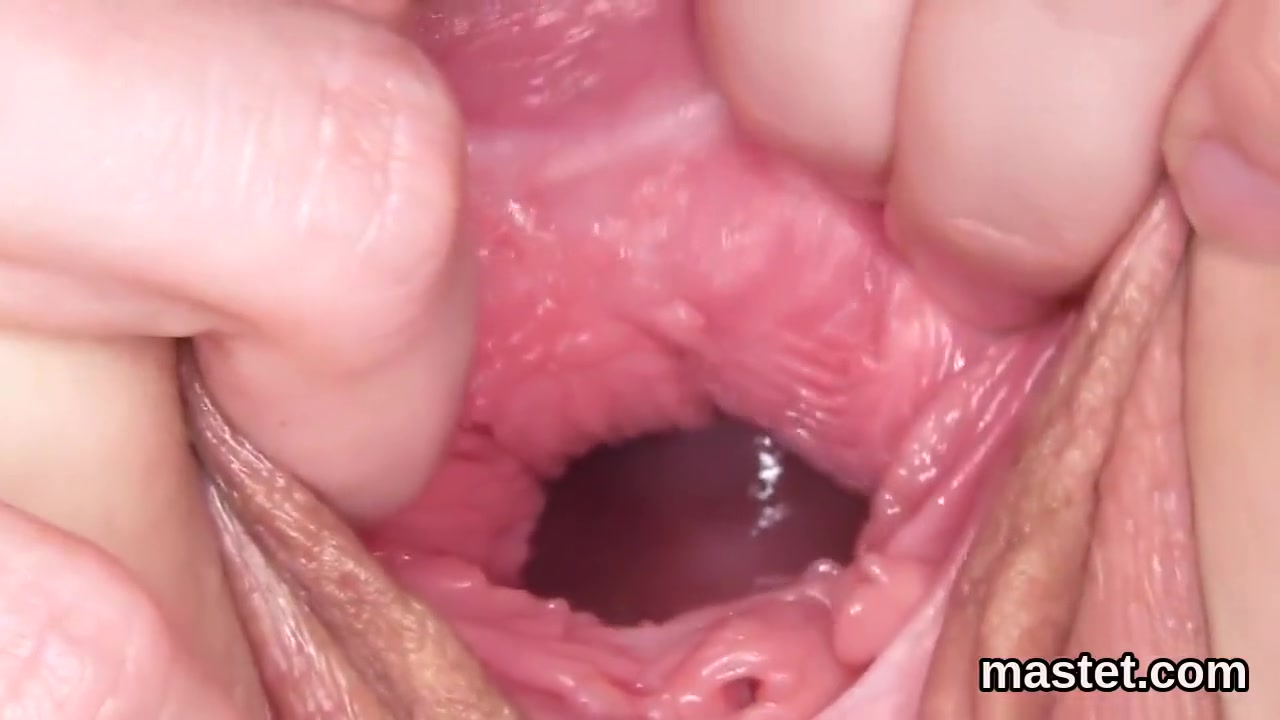 Unusual Czech Sweetie Opens Up Her Narrowed Vulva To Th