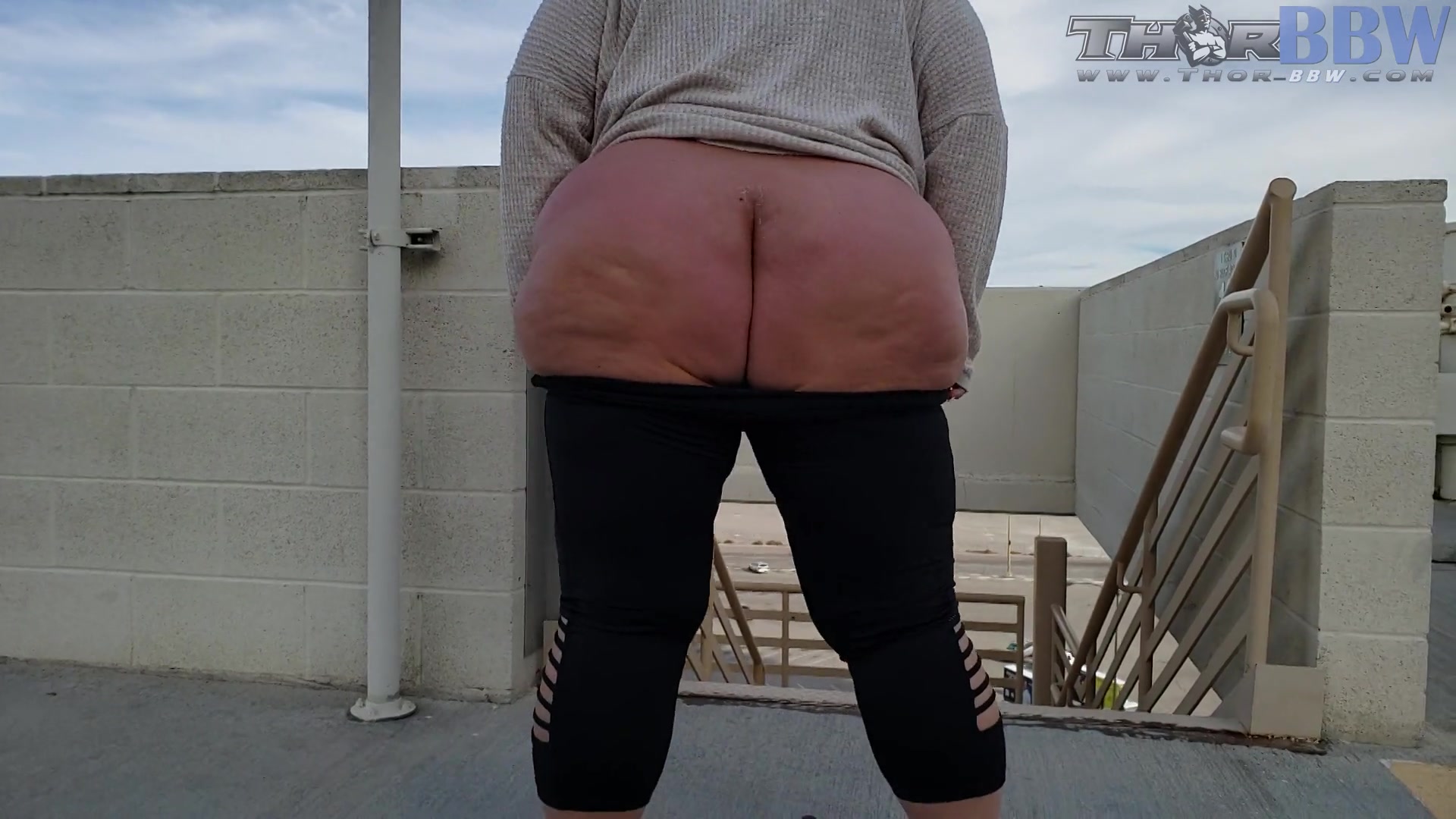 Suzee Que Public - Thor-Bbw