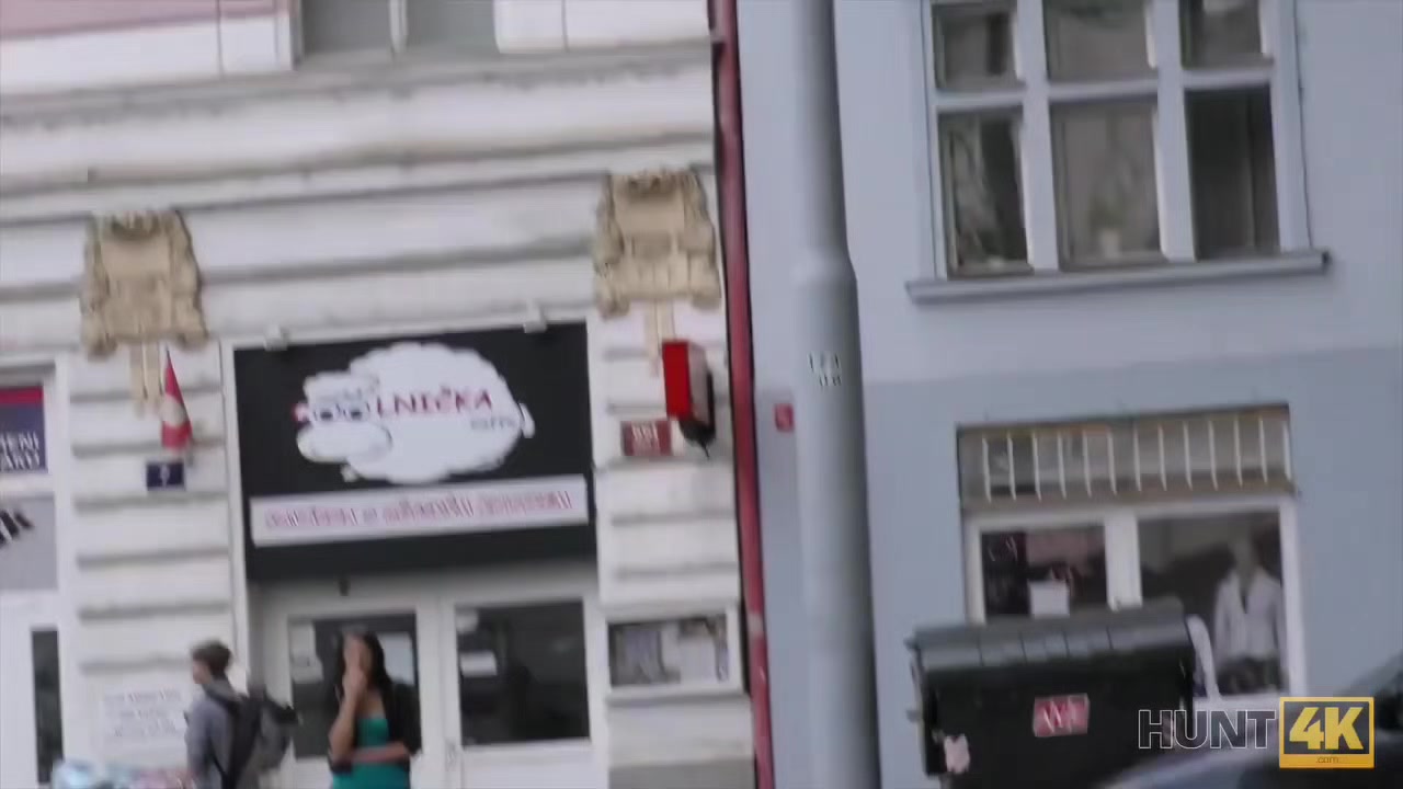 HUNT4K. Poor dude watches sexy girlfriend cheating on him for cash