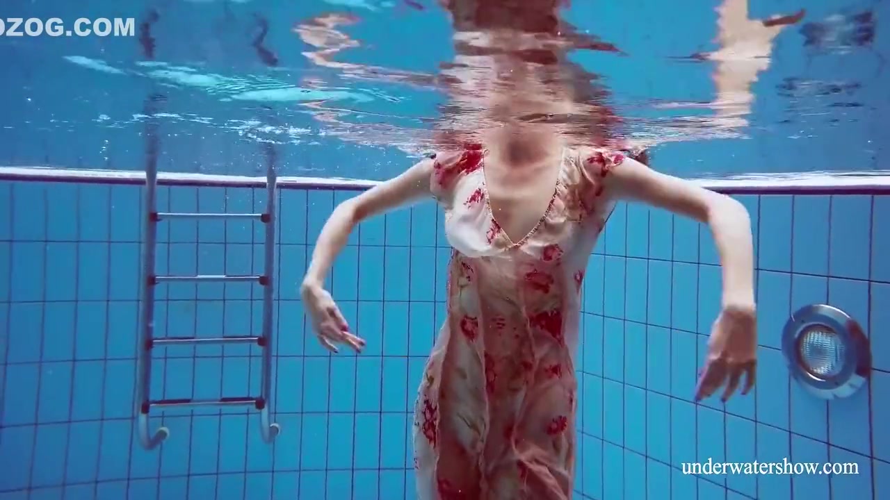 Martina Gorgeous Redhead Teenie Big Tits Swimming