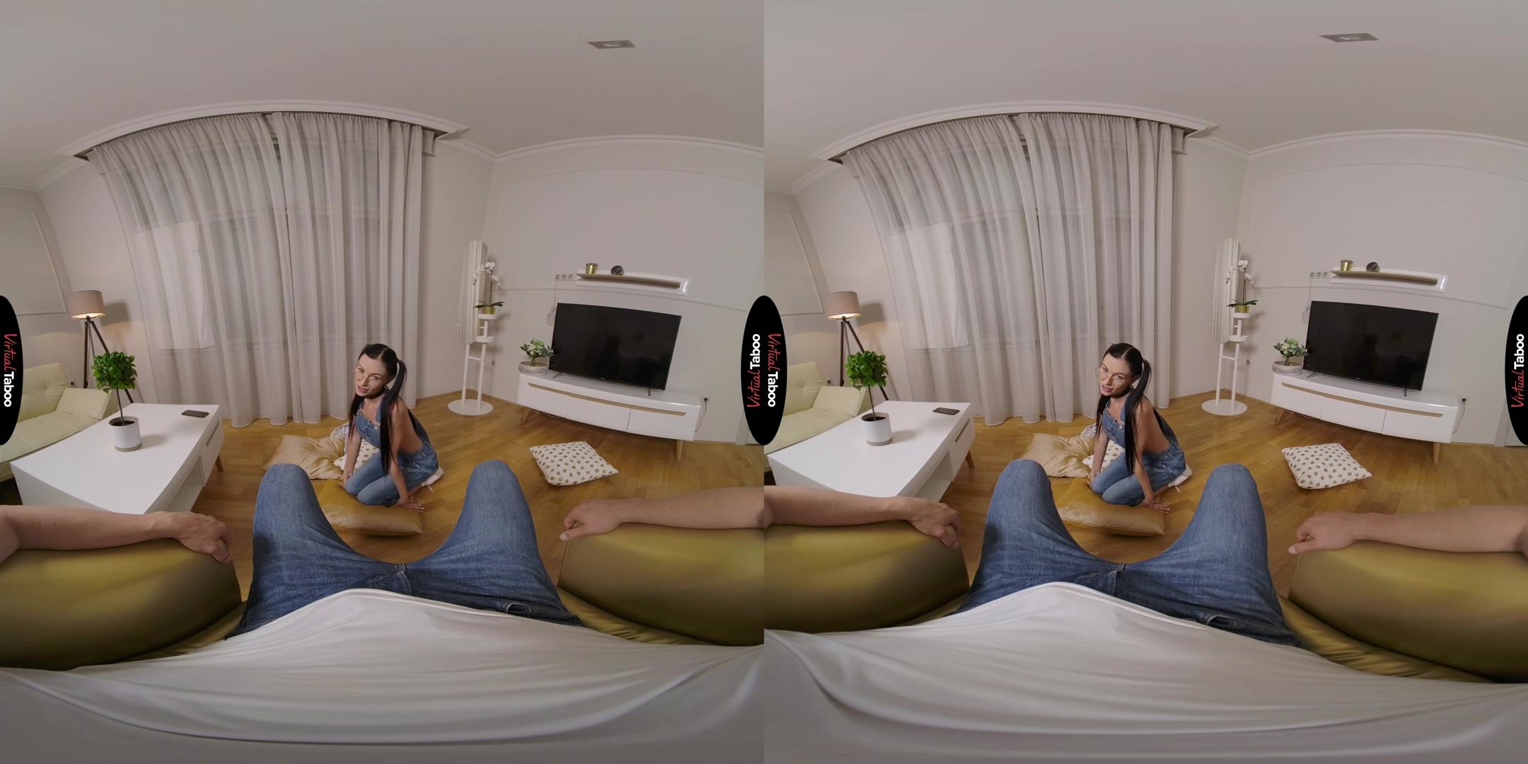 Sasha Rose VR Porn: Open Legs Can Open Any Door - VirtualTaboo