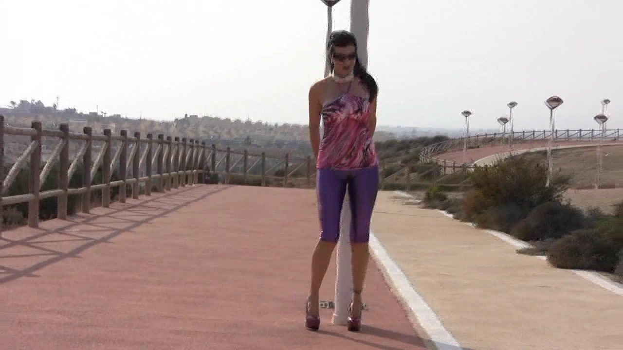 Trinity-Productions: Outdoor Purple Leggings
