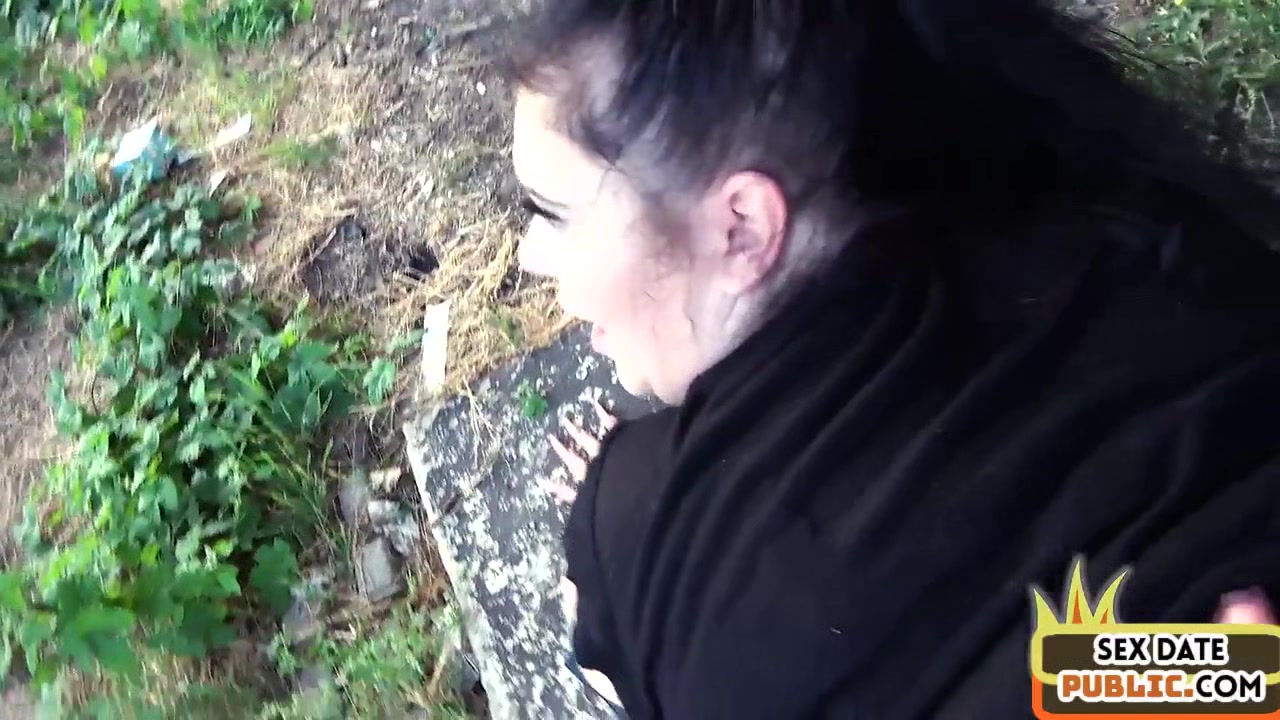 BBW public lady with tattoos fucked outdoor by sex date