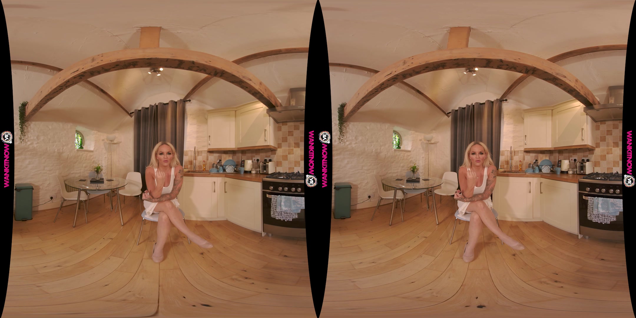 I've Heard You Wanking featuring Louise Lee - WankitNowVR