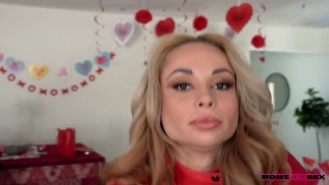 Stepmoms Valentines Day Wish - S21:E4 - Nubiles-Porn
