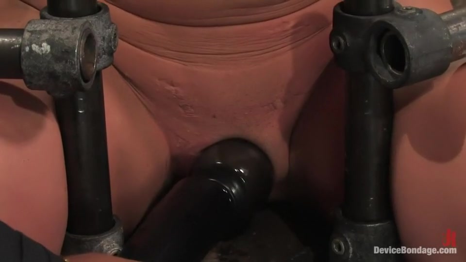Mason Former Track StarCurrent bondage slut