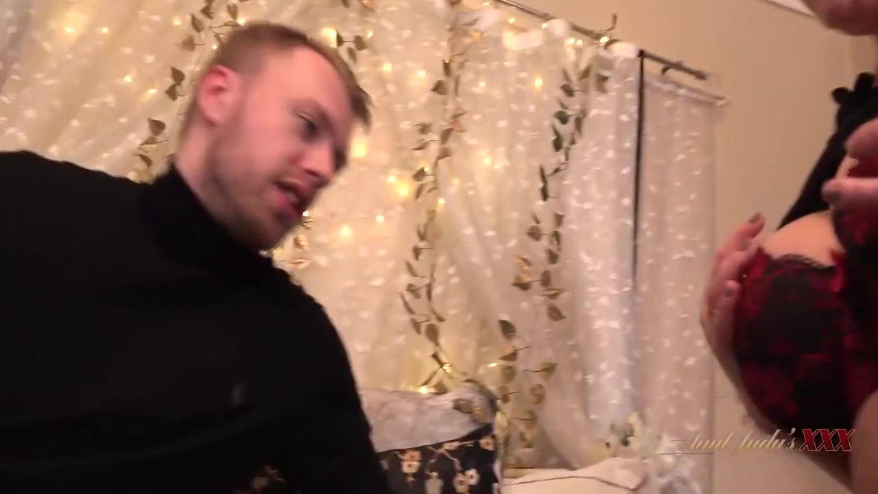 Busty Cougar Mrs. Bird Fucks A Hotel Guest 26 Min