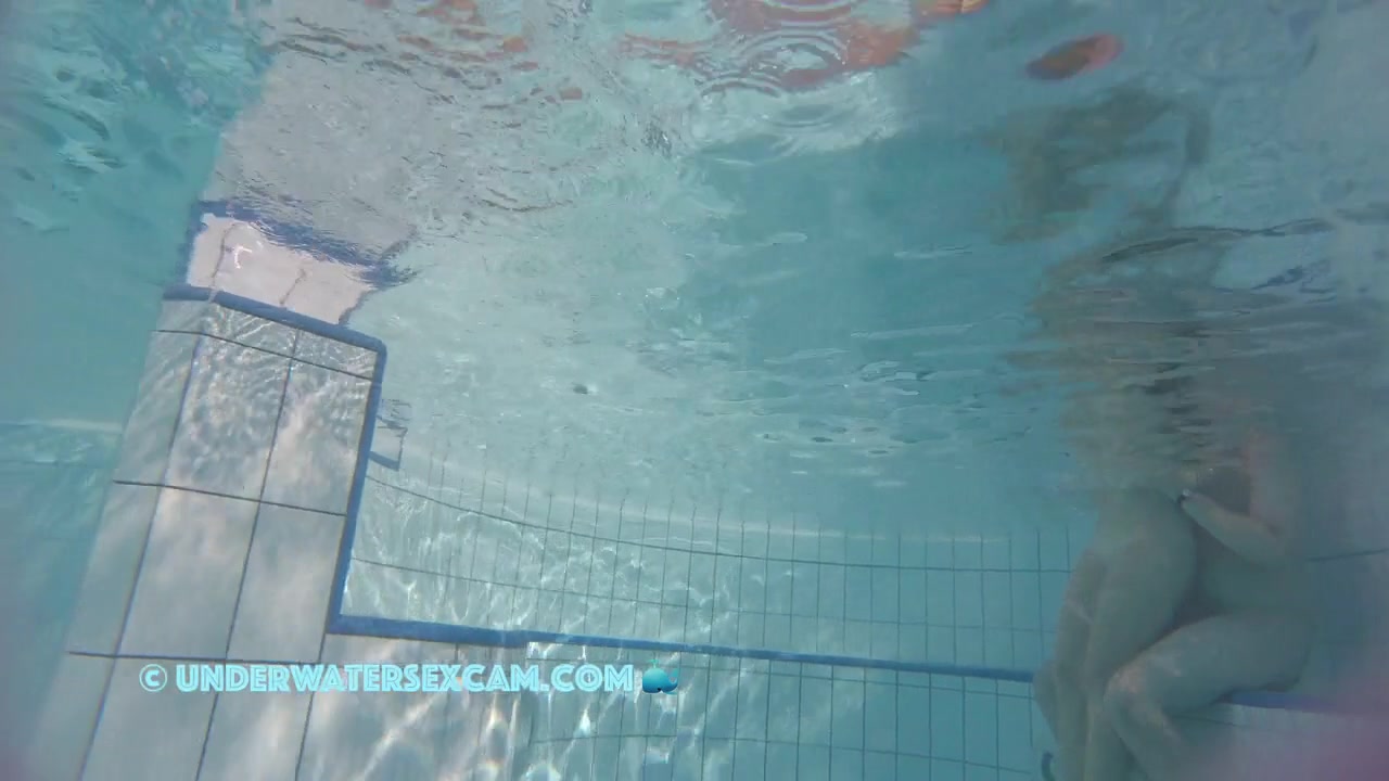 She Likes To Make Him Horny And Then They Want To Fuck