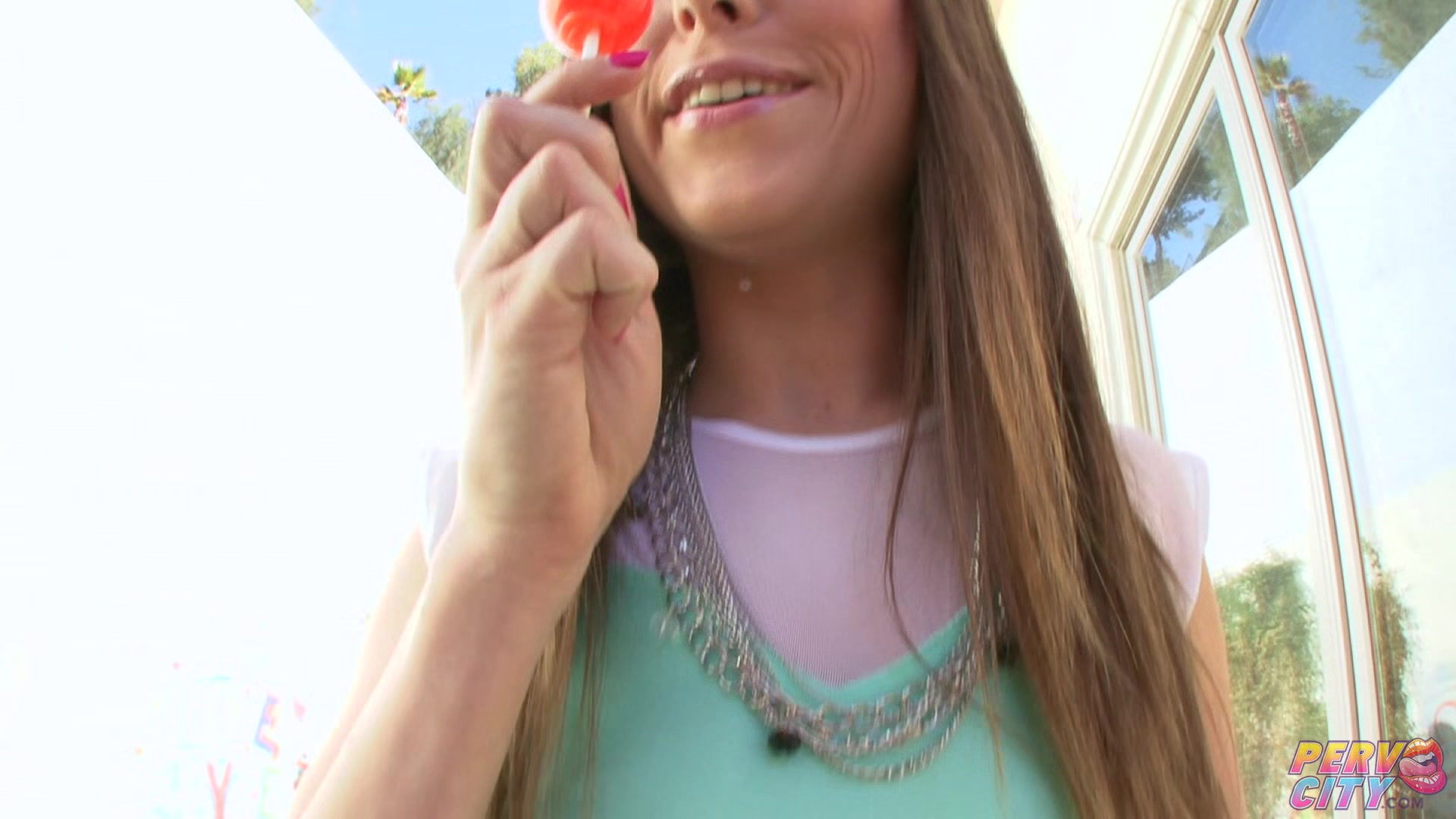 Seda Loves Playing With Hardcore Anal Toys