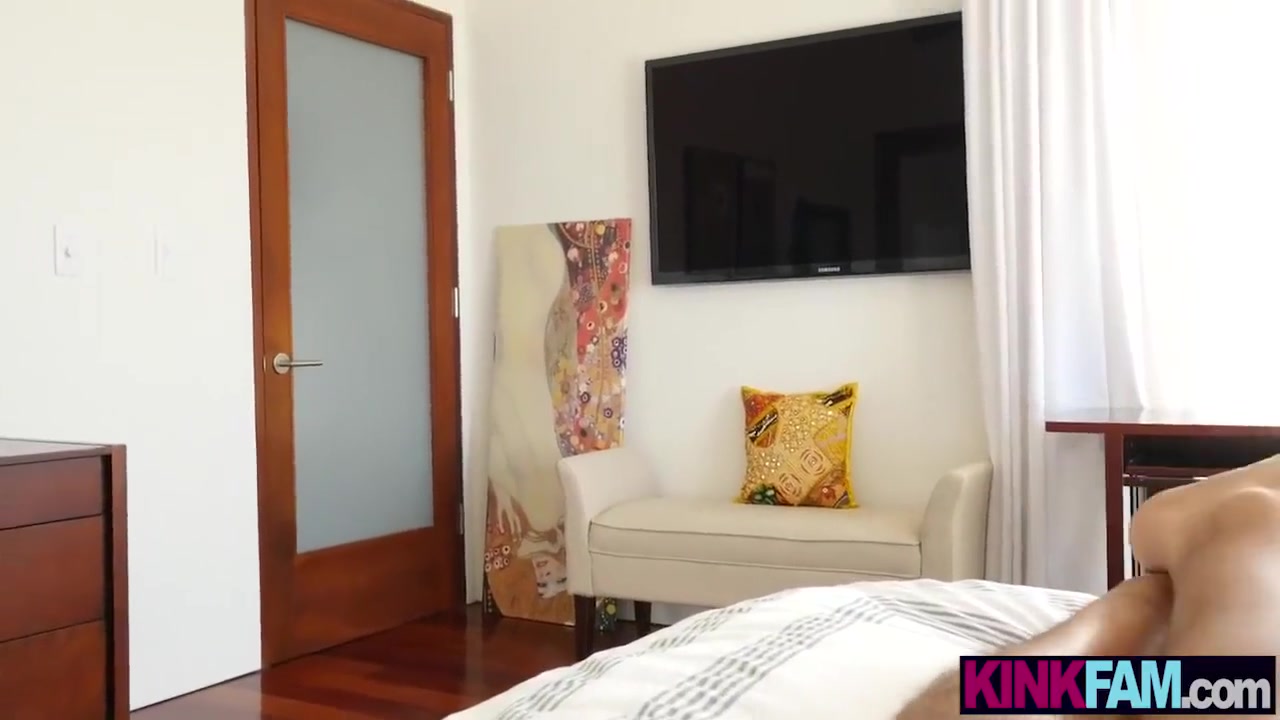 Hot Stepsister teen 18+ Fucked By Her Stepbrothers Fat Dick