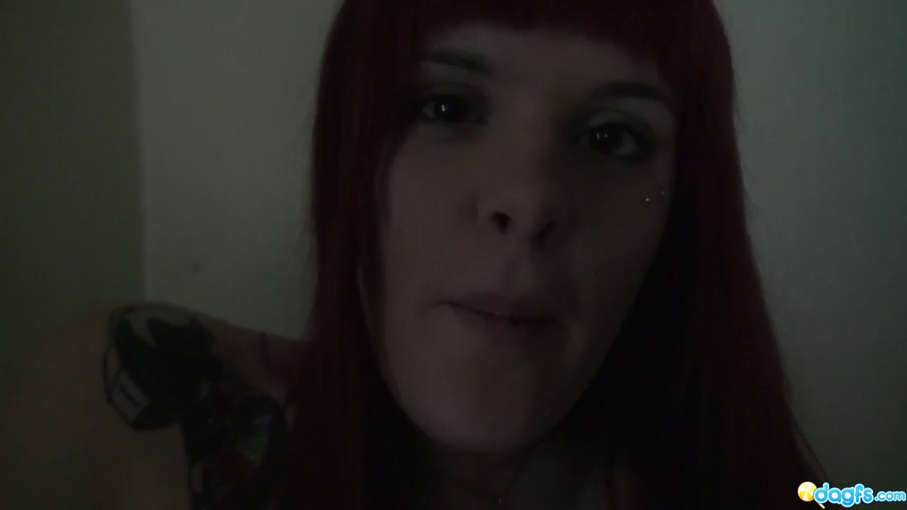 Fingering In The Utility Room - BustyGFsExposed