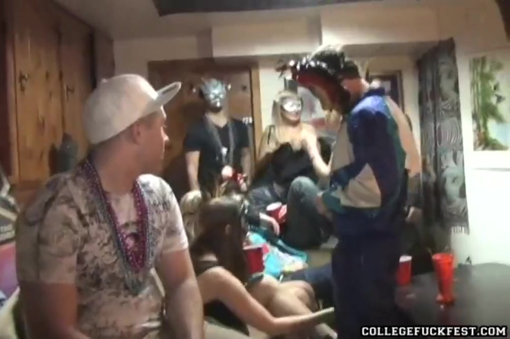 Mardi Gras In Coed Slut Fucking Amateur Dick