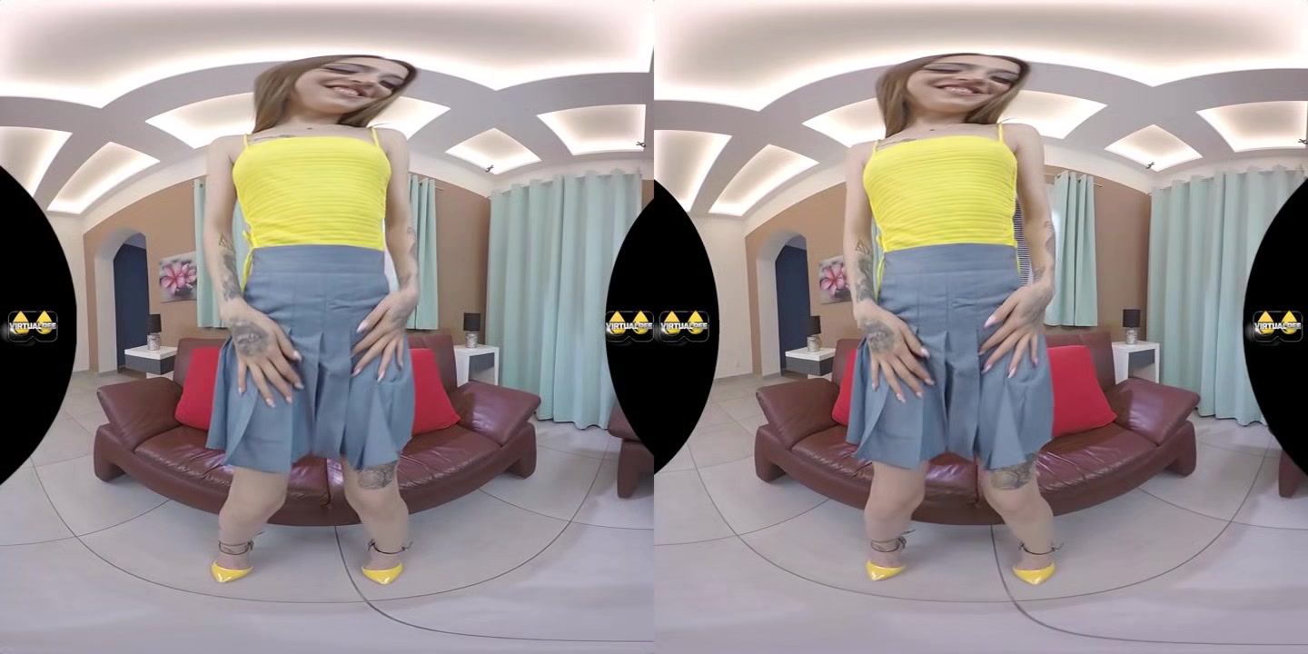 Messy Streams - VirtualPee