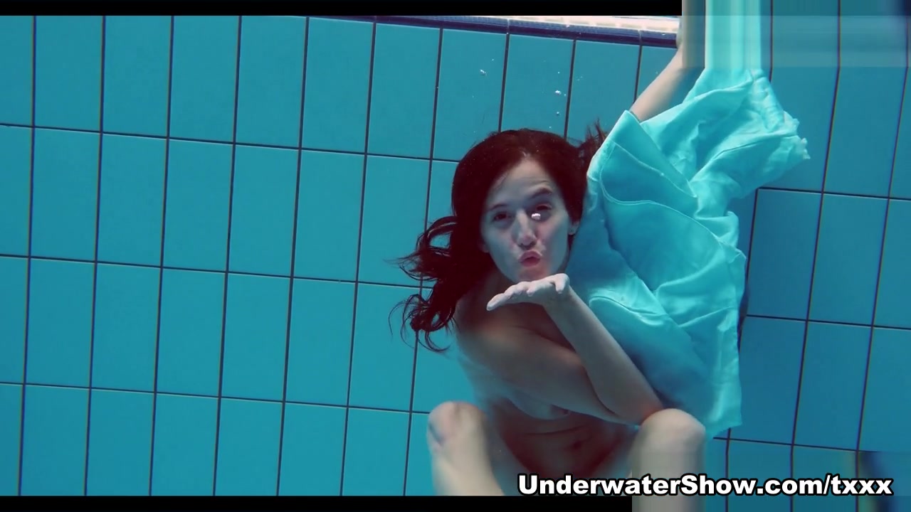 Piyavka Video - UnderwaterShow