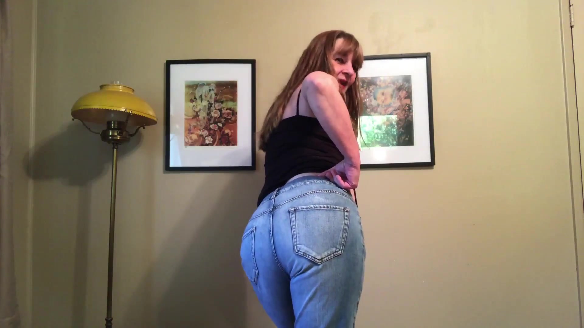 My Sexy Jeans Teasing You - TacAmateurs