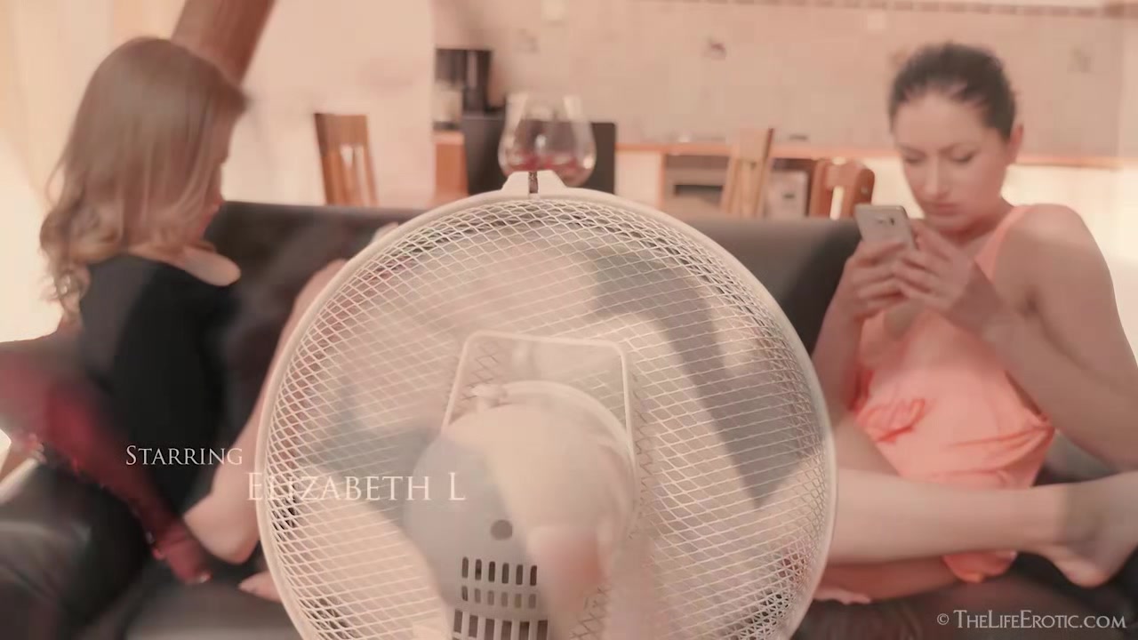 Foot Worship 2 - Elizabeth L & Laima R - TheLifeErotic