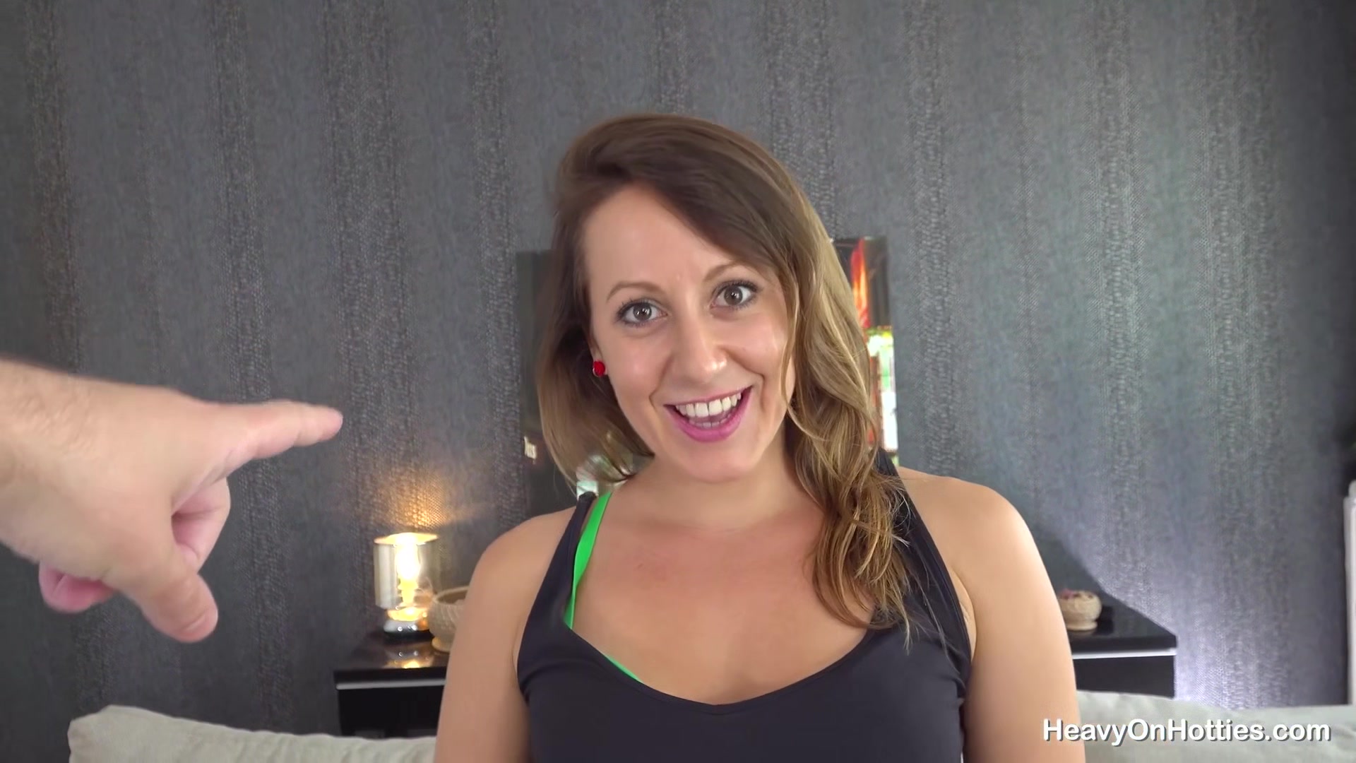 Long Time Cumming With Emmanuelle Worley - HeavyOnHotties