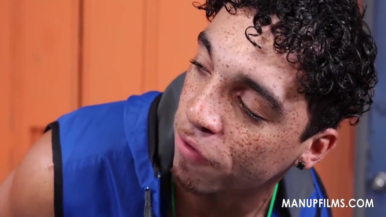 Amone Bane And Marco Lorenzo In Ass Hole Sniffing In The Locker Room With And 7 Min
