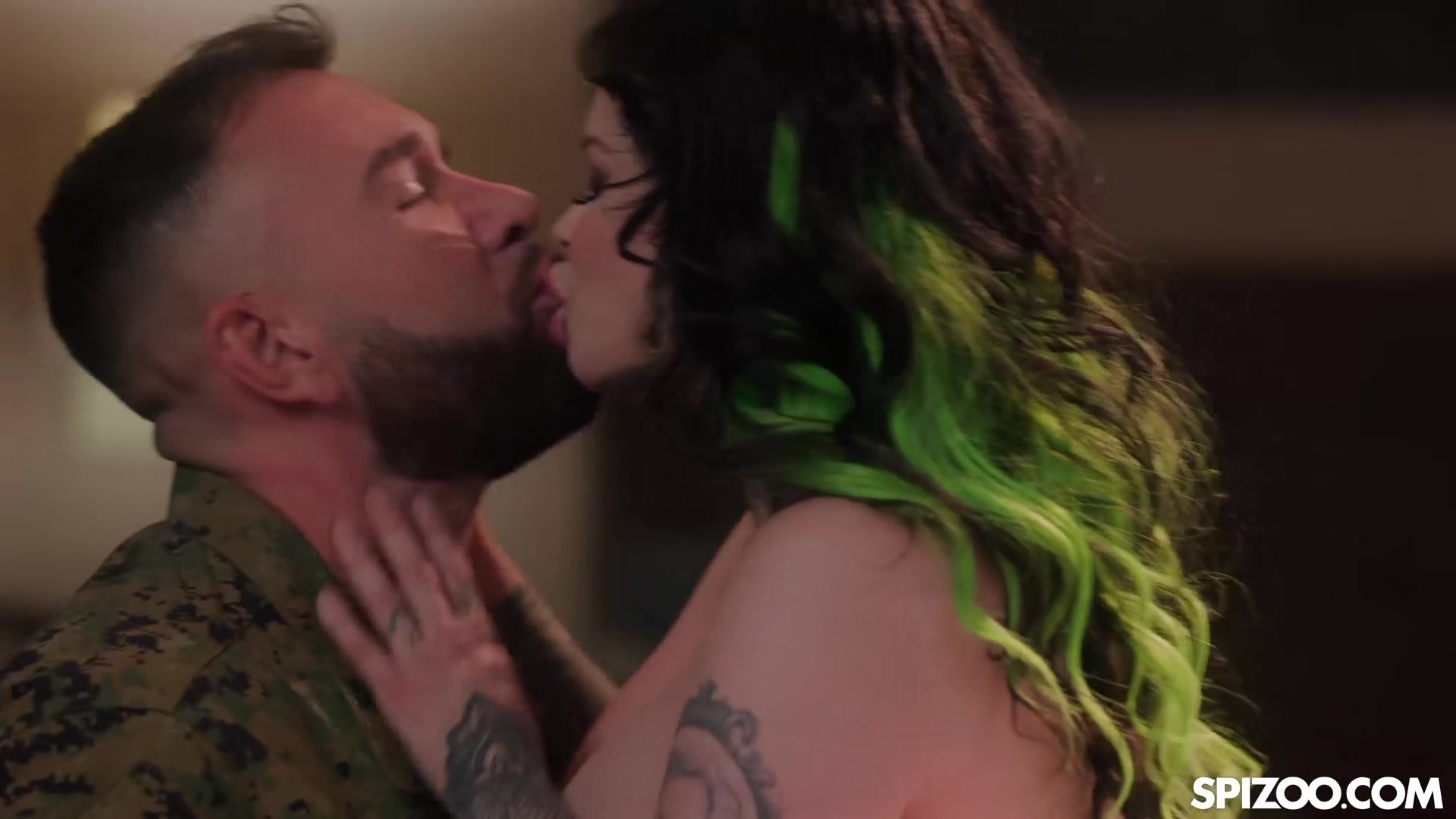 Tattooed Busty Xwife Karen Ready For Hardcore Pounding