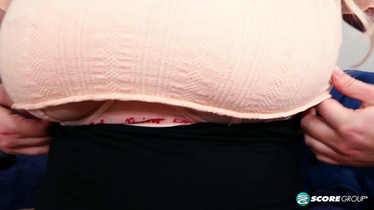 Cameron Skye: Tight Top Stretcher